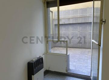 Departamento · 50m² · 2 Ambientes · Venta Departamento de 2 Ambientes con Patio - Apto Crédito - Flores Norte