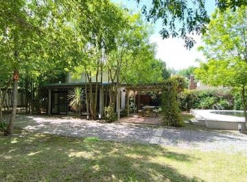 Casa · 40m² · 2 Ambientes · 2 Cocheras · Casa - Los Talas