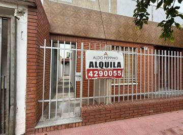 Foto · Casa de 3 Dorm. Sin Cochera en Alquiler - Los Platanos