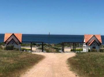 Terreno · 849m² · Terreno en Venta 849 m² en Eden Rock Cerca del Mar Zona Natural y Tranquila