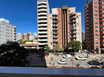 Departamento · 45m² · 3 Ambientes · Alquiler: Bv. San Juan | Centro|1 Dorm| Balcón Amplio y Luminoso