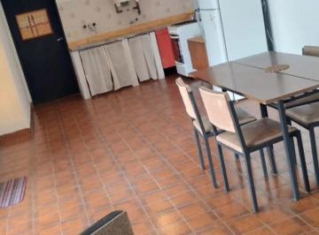 PH de 3 ambientes, Miramar · PH con Entrada Independiente