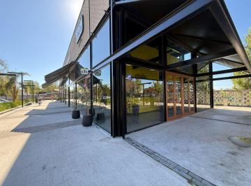 Local comercial de 2 ambientes, La Plata · Local en Alquiler - 485 y 138 Gorina Paseo Mitre - 73 m