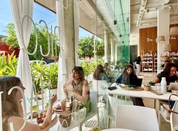 Local comercial , Colegiales · Venta – Excelente Local Comercial en Palermo / con Renta