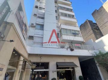 Departamento de 3 ambientes, Córdoba · 9 de Julio 370, Centro. Semipiso de 3 Dorm. en Venta!