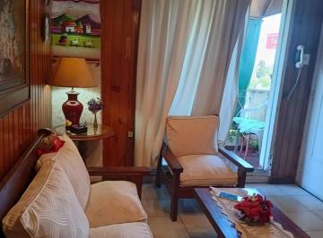 Departamento · 36m² · 2 Ambientes · Depto. 2 Amb Sup. Luminoso C/terraza - P/escalera