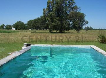 Campo · 107m² · 3 Ambientes · 1 Cochera · Venta Casa en Campo de 5 Hectáreas en Las Flores Apto Para Explotación Ganadera y Agrícola o Para Ca