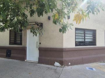 Casa de 5 ambientes, Parque Avellaneda · Casa en Esquina de 5 Ambientes con Patio, Hermoso Quincho y Terraza