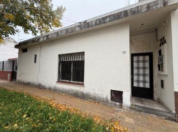 PH de 2 ambientes, Vicente López · PH 2 Amb C/patio en Villa Adelina
