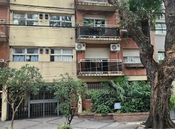 Departamento de 2 ambientes, San Isidro · Departamento 2 Amb Al Frente con Balcon Piso 1, Cochera Semicubierta