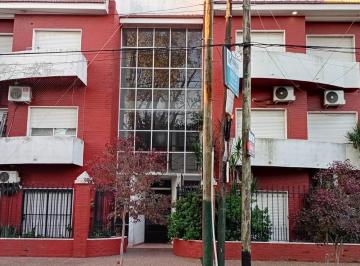 Departamento · 60m² · 3 Ambientes · 1 Cochera · Departamento 3 Amb con Cochera en Banfield