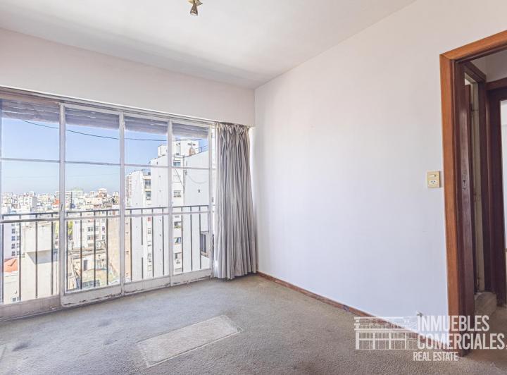 Venta Oficina/ Piso Alto en Balvanera