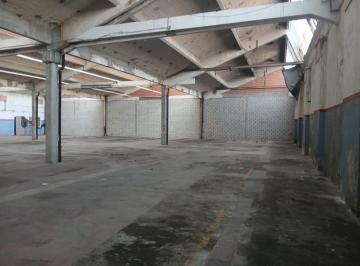 Depósito · 728m² · 1 Cochera · Depósito de 728 m² Cubiertos en Florida