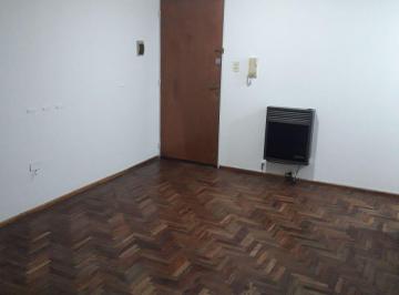 Departamento de 1 ambiente, Córdoba · Nba. Cba - Ituzaingo 639 - Depto 1 Dorm C / Balcón.