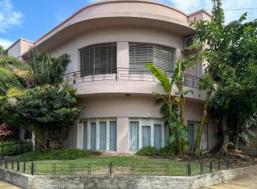 Casa · 232m² · 5 Ambientes · Venta - Casa 5 Amb Playroom en Esquina C/terraza y Potencial – Florida