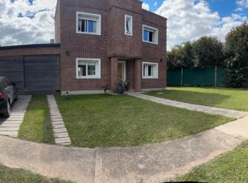 Casa de 6 ambientes, Mendiolaza · Casa en Venta en San Alfonso del Talar - Mendiolaza