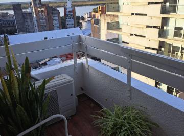 Departamento de 3 ambientes, Rosario · Departamento de 42 m² con 1 Dormitorio en Alquiler en Centro con Vista Lateral Al Río.