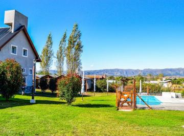 Local comercial , Los Reartes · Complejo de 5 Cabañas + Amplia Casa.