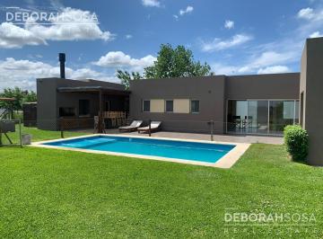 Casa · 165m² · 5 Ambientes · 2 Cocheras · Casa en Venta 5 Ambientes con Pileta - Barrio El Cantón