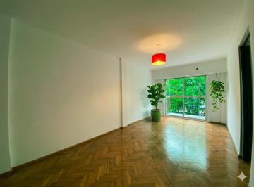 Departamento · 57m² · 3 Ambientes · Departamento Al Frente 4to Piso con Balcon Corrido en Caballito