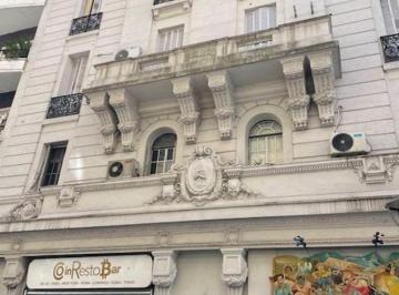 Departamento · 118m² · 4 Ambientes · Imperdible 4 Ambientes en 118 m² Refaccionado a Nuevo en Edificio Antiguo y de Categoria!