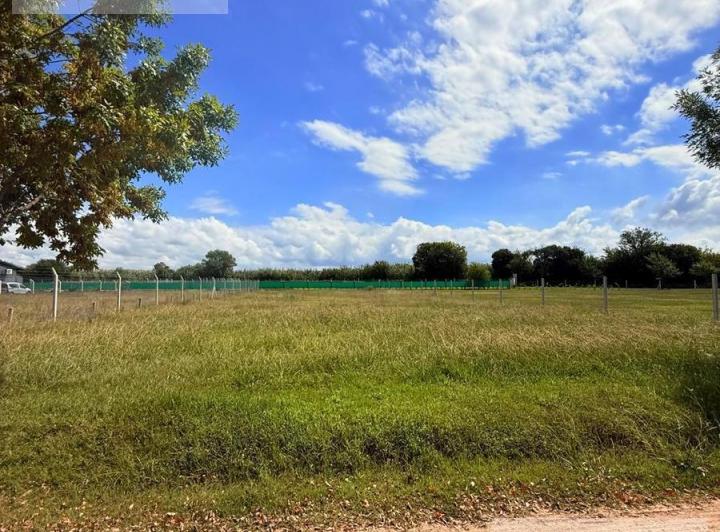 Terreno · 1667m²