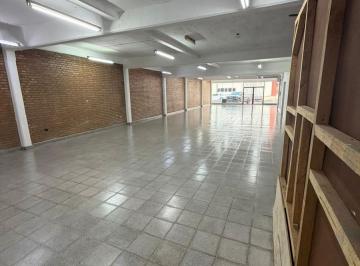 Local comercial · 680m² · Lcf A188 - Local Comercial - 680 m² - Av Rademacher y Cabred