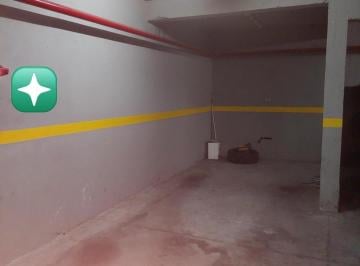 Garage , Belgrano · Cochera Fija Cubierta en Venta | Belgrano R | Entre Pared y Columna | 15 m²