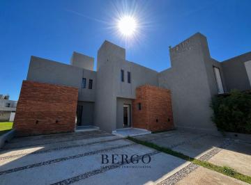 PH · 120m² · 2 Dormitorios · Venta - Duplex 2 Dorm. 2 Baños - Claros del Bosque
