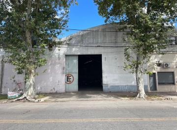Bodega-Galpón · 1400m² · Galpón 1.400 m² - Av Sorrento 851