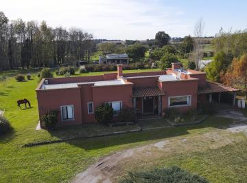 Quinta vacacional · 3500m² · 4 Ambientes · Quinta en Tandil