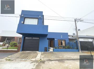 Casa · 306m² · 4 Ambientes · 2 Cocheras · Casa en Tandil