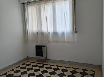 Departamento de 2 ambientes, Mar del Plata · Dueño Vende Departamento 2 y 1/2 Ambientes Zona Güemes