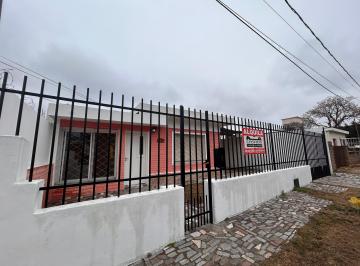 Casa de 5 ambientes, La Falda · Casa en Venta de 3 Dorm., La Falda