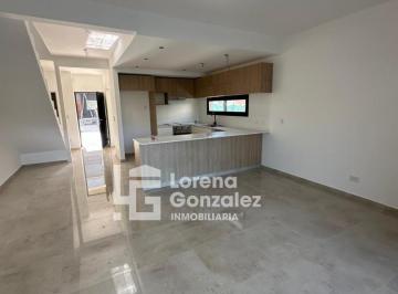 Casa · 118m² · 4 Ambientes · 2 Cocheras · Duplex en Venta, Tres Dorm. Pilar