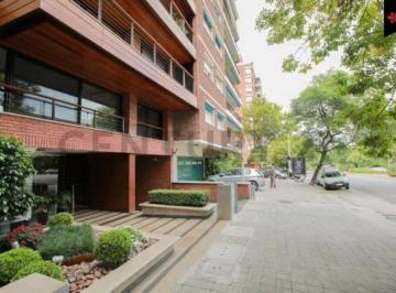 Departamento · 195m² · 6 Ambientes · 2 Cocheras · Alquiler Apartamento de Lujo | Vista Al Mar y Al Club de Golf | 3dorm + Servicio