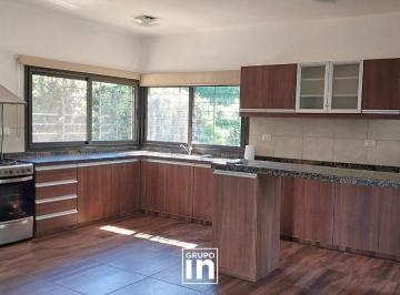 Casa · 181m² · 6 Ambientes · 2 Cocheras · Alquiler - Las Cañitas - 4 Dorm. - Amplio Patio