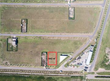 Terreno · 648m² · En Venta - Lote en Barrio Vida Lagoon - Funes
