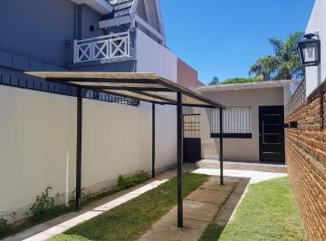 PH · 76m² · 3 Ambientes · 1 Cochera · Casa PH en Venta