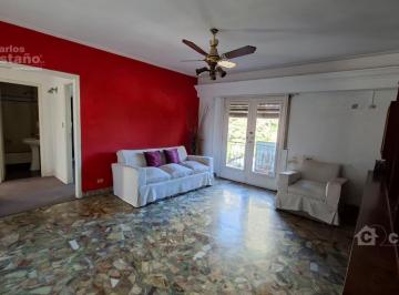 Departamento · 73m² · 3 Ambientes · PH 2do Piso por Escalera Al Frente. 3 Ambientes con Balcón Antiguo.