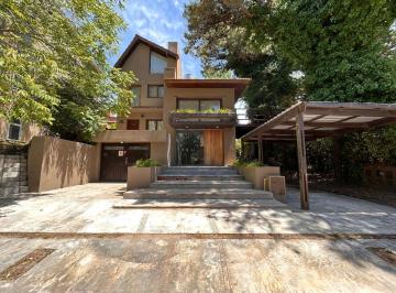 Casa · 270m² · 6 Ambientes · 2 Cocheras · Casa 6 Ambientes con Parrilla y Patio en Venta - Pinamar