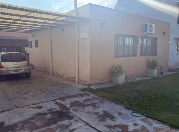 Casa de 5 ambientes, El Sauce · Vendo Hermosa Casa Barrio La Mora Bermejo