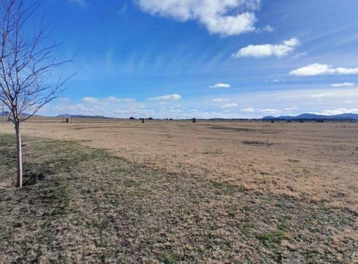 Terreno · 895m²
