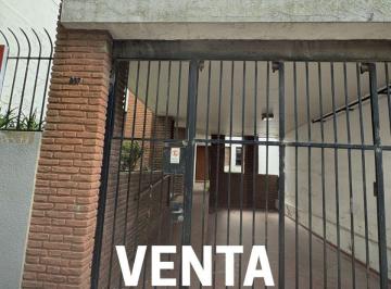 Casa de 4 ambientes, La Plata · Casa - Imponente Casa en Venta