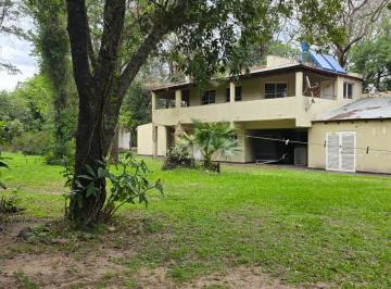Casa · 7400m² · 12 Ambientes · Complejo Turístico Frente Al Rio. Paso de La Patria