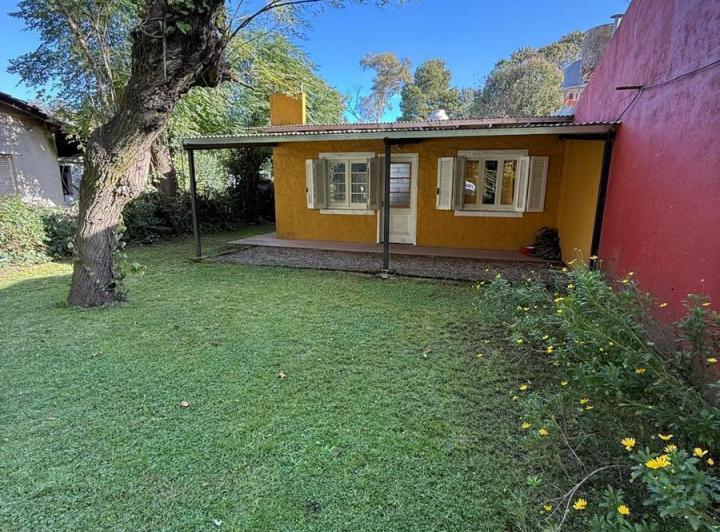 Casa · 73m² · 3 Ambientes · 1 Cochera