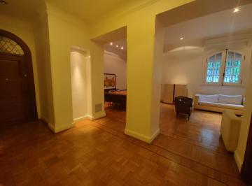 Departamento · 238m² · 5 Ambientes · 1 Cochera · Alquiler Departamento Amoblado 5 Amb con Parrilla y Cochera - Recoleta
