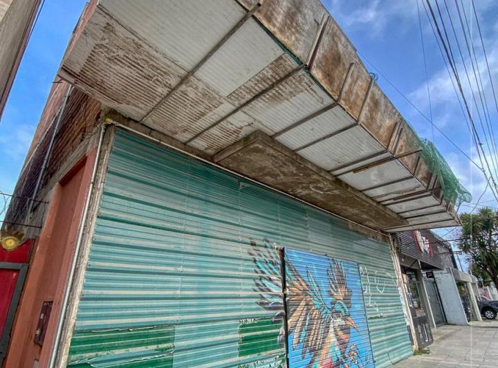 Local comercial · 400m² · 5 Ambientes · 2 Cocheras