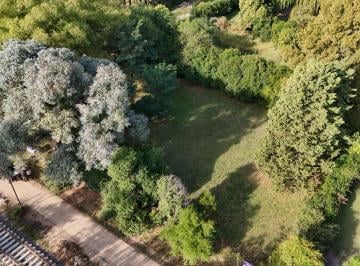 Terreno · 375m² · Terreno en Lobos