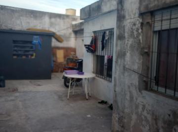 Casa · 62m² · 3 Ambientes · Venta - Casa Interna - 2 Dorm. - Ludueña - Rosario